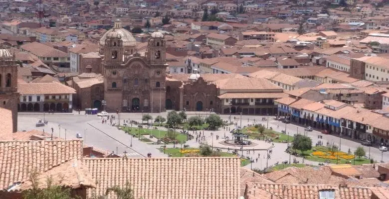 vista panoramica plaza cusco
